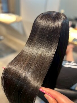 ネグリル 赤羽(Negril) 縮毛矯正/髪質改善/赤羽/赤羽岩淵/ロング/トリートメント