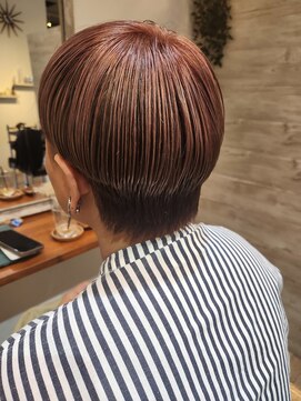 ピンクベージュカラー