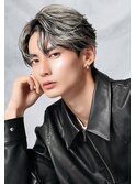 大人かっこいいシルバーバレイヤージュツーブロフェザーショート