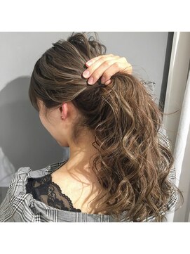 ビーヘアサロン(Beee hair salon) 【渋谷Beeehair/山森伴利】A/W NewStyle