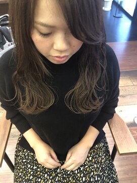 レロヘアー(lero hair) グラデーションカラーで毛先に動きを♪