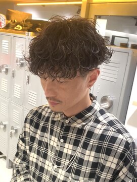 ウェイビーエフティフィフス 横浜西口(WAVEY ft.fifth) 波巻きスパイラルパーマツーブロックツイストスパイラルパーマ