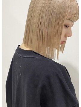 ルーム(Loom.) 王道ハイトーンボブ