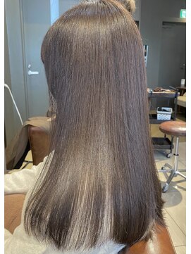 ロアナ 六本木(LOANA ROPPONGI) カーキグレージュ　ロング　ヘアエステ【比嘉翼】