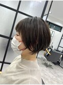 白髪ぼかし丸みショート