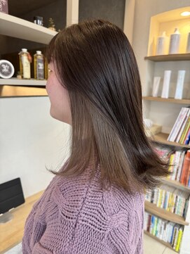 リアン(Lien) インナーカラー/ミディアムヘア