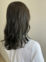 アウリィ(Aulii)&nbsp;暗めオリーブ