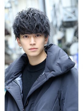 リップス レイ ギンザ(LIPPS Ray GINZA) 無造作パーマ　刈り上げ　ソフトツイストマッシュ