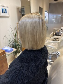 美容室 フラット(FLAT) 髪質改善ストレート【ブリーチ毛用】