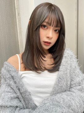 ノラギンザユー(NORA GINZA/U) 顔まわりカット顔まわりレイヤーカットオリーブグレージュ