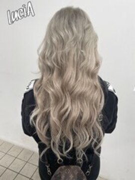 ルシア 京都四条河原町烏丸(LuciA) 【レミー100%/54cm】シールエクステ×ホワイトベージュカラー