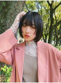 大人女子の黒髪ショートヘア