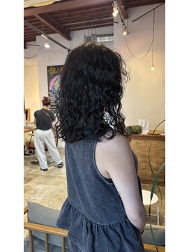 オアズヘアービィグラッド(ORe'S HAIR BE GLaD) スパイラルパーマ