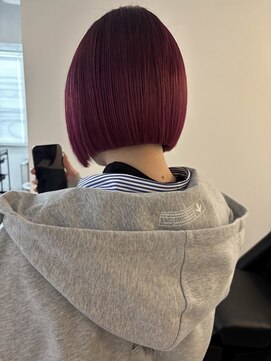 イル 天神西通り店(ill) ピンクカラー