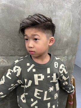 メンズサロン キング 高槻店(Men’s salon K!ng) 波巻きツイストスパイラルパーマ/フェザーパーマ/眉毛/メンズ