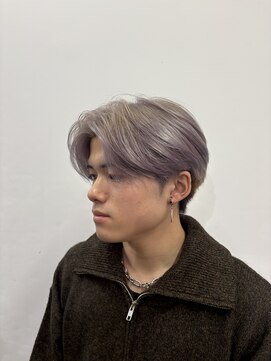 ホワイトパープルセンターパートホワイトカラー滝沢大貴