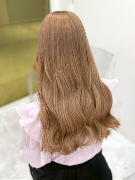 エクラバイナチュラル(eclat by Natural) まろやかミルクティーベージュ/ヨシンモリ/艶ハイトーン/モテ髪