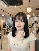 ヘイリー(HAILEY)&nbsp;黒髪ロブ