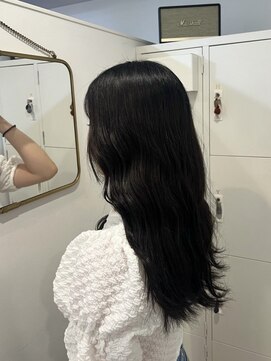 エイチ 梅田(H) ヘアカラーグレージュカチモリヘアレイヤーボブ50代ボーイッシュ