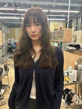ロウネ(rawne) オリーブベージュカラー　レイヤーカット　[cono]