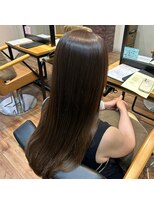 シキオリ(SHIKIORI)&nbsp;ピンとしすぎないナチュラルなストレート