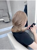 ミルクティーベージュ