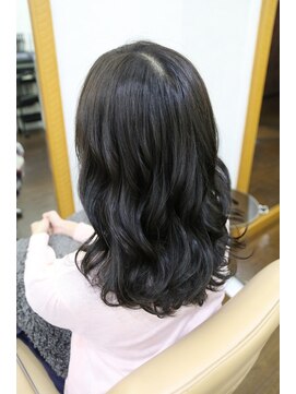 ラウレア(Laule'a) イルミナカラー♪ディープフォレストグレージュ
