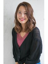 リリアン 青山(relian)&nbsp;内巻きコテ巻きヘア×ナチュラルベージュ