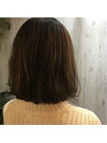ヴィータ Hair Vita 重ためが好みのあなたにぴったり！ゆるいクセ毛風ボブ