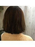 重ためが好みのあなたにぴったり!ゆるいクセ毛風ボブ