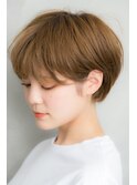 大人かわいい耳かけショート