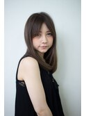 大人かわいいナチュラルストレート