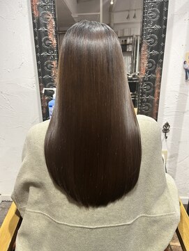 クオーレ(CUORE) 艶髪ストレート