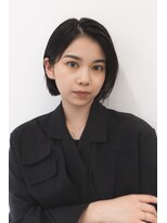 シカ(sica)&nbsp;黒髪ミニボブでクールなお洒落女子
