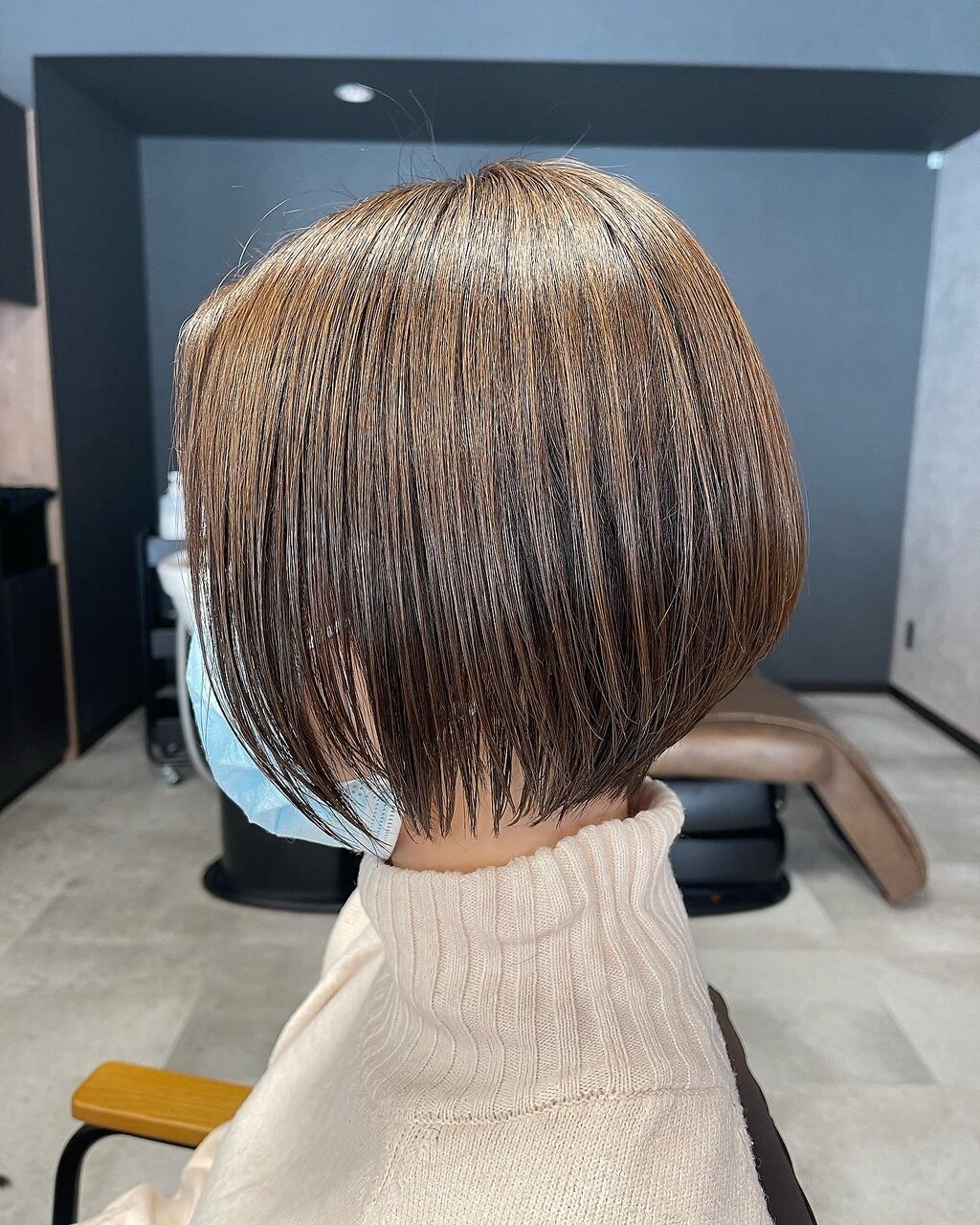 美髪ショートボブ/イメチェン襟足すっきり/首が細見え外ハネボブ