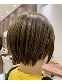 まるっと可愛い！ショートボブ×マット系カラー