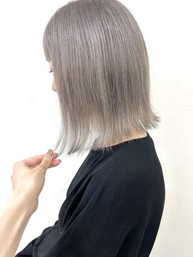 アム(amu) シルバーベージュ