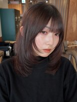 ノイカーム(noi Calm)&nbsp;顔周りレイヤーカットくびれヘアミルクティーベージュカラー