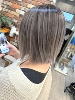 ルーナヘアー(LUNA hair)&nbsp;バレイヤージュ ボブ 20代30代40代50代60代 イメチェン ブリーチ
