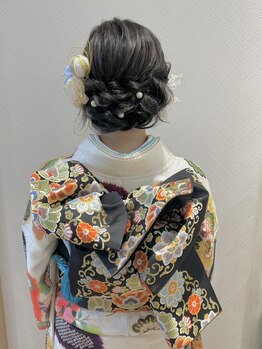 ケーフィール(HAIR PRODUCE K-feel)の写真/【時間外・休日もOK】着付けはもちろん、ヘアセット・メイクも対応！着物や雰囲気に合わせたstyleを＊