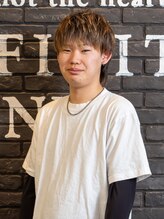 スタイリスト　秋永柚輝　アキナガユズキ