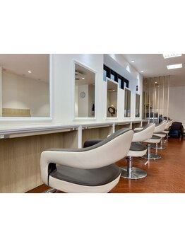 初めての方も居心地の良い空間でリラックスしてお任せできる♪あなたのなりたいをカタチにします！