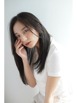 ルフュージュ バイ プロデュース 相模大野店(Refuge by Produce) 暗髪/レイヤーカット/長めバング