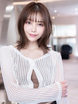 ケアリー 千葉ニュータウン中央(Carelly) デザインカラー/レイヤーカット/ウェットヘア/オリーブベージュ