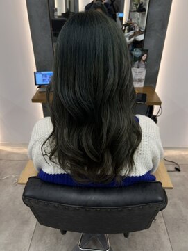 ギルド 清瀬店(GUILD) 透明感カーキ×柔らかレイヤーミディ