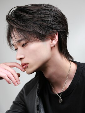 リップス 横浜(LIPPS) 2ブロックフェザーパーマショート