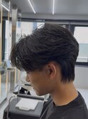センターパートウルフ