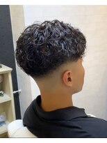 ラグジュアリーバーバーカミング 入間店(Luxury BARBER Kaming)&nbsp;スキンフェード×パーマスタイル