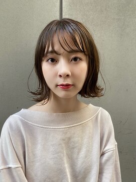 エマ ギンザ(EMMA GINZA) くびれボブ　透明感カラー