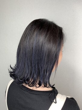 ルッカヘアガーデン バイ ラッシュゴールド(RUCCA HAIR GARDEN by LUSH GOLD) ハイライト×ネイビー